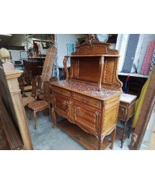 BUFFET DESERTE DESSUS MARBRE