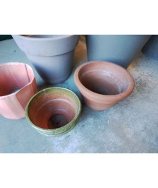 CACHE POT EN TERRE CUITE