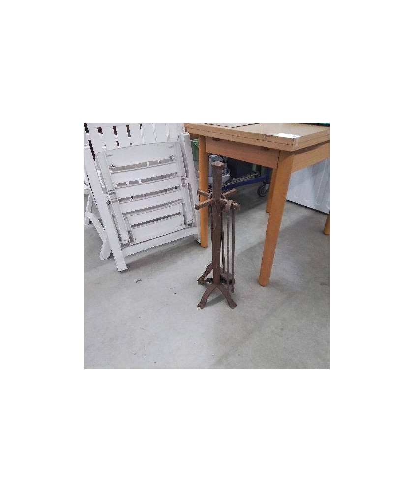 SERVITEUR DE CHEMINÉE 