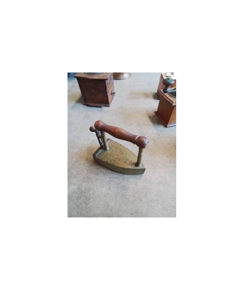 FER A BRAISE MÉTAL DORÉ MANCHE BOIS 