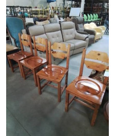 4 CHAISES PIN A ENTRETOISE 