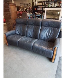 CANAPÉ 3 PLACES CUIR BLEU ET BOIS CLAIR HIMOLLA