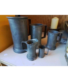 LOT DE 5 MESURE EN ETAIN