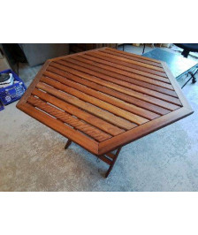 TABLE EN TECK OCTOGONALE 