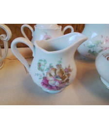 PICHET LAIT EN PORCELAINE 