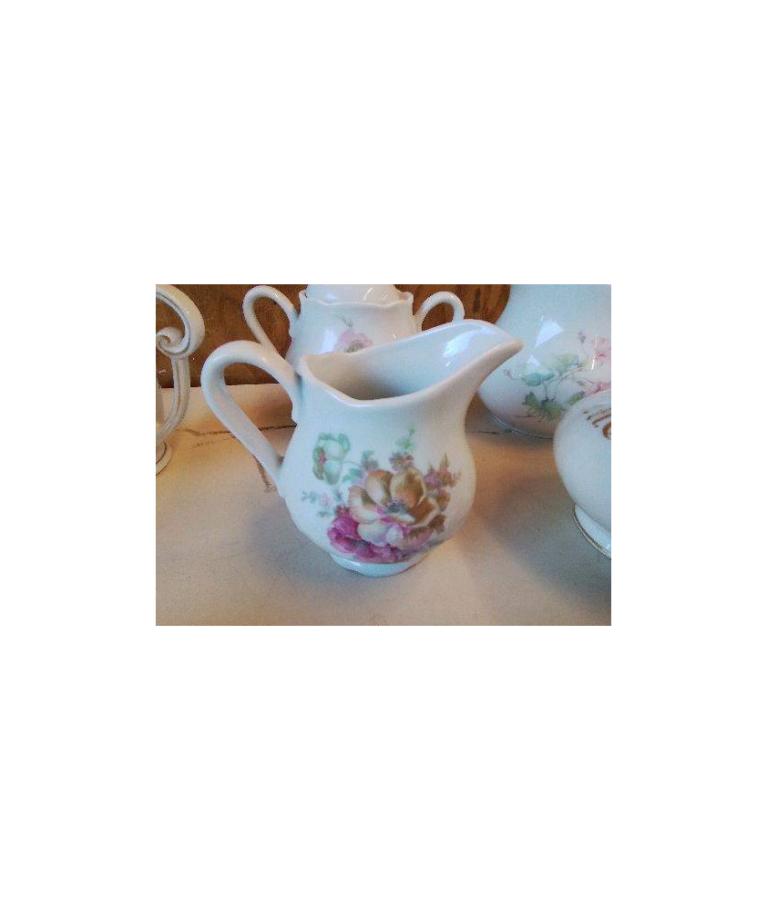 PICHET LAIT EN PORCELAINE 