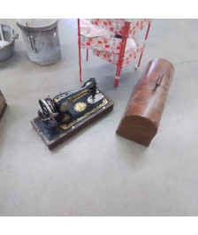 MACHINE A COUDRE SINGER