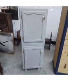 MEUBLE 2 PORTES PEINT GRIS 