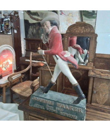 STATUE JOHNNY WALKER EN L’ETAT