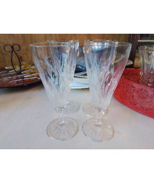 LOT DE 3 FLUTES A CHAMPAGNE