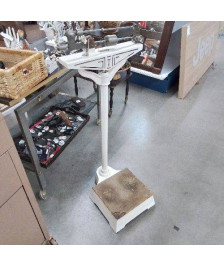 BALANCE ANCIENNE BLANCHE