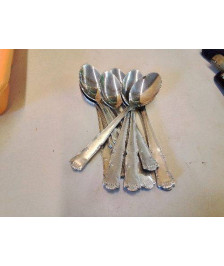 LOT DE PETITES CUILLÈRES 