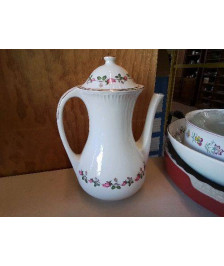 THÉIÈRE EN PORCELAINE 