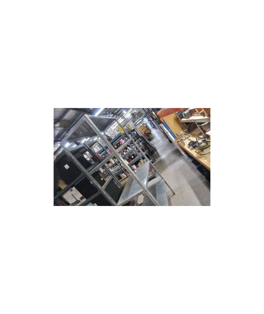 ETAGERE FER 4 TABLETTES 