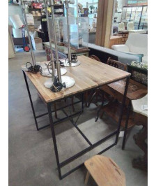 TABLE MANGE DEBOUT CARRÉE PIÈTEMENT MÉTAL NOIR PLATEAU BOIS CLAIR 