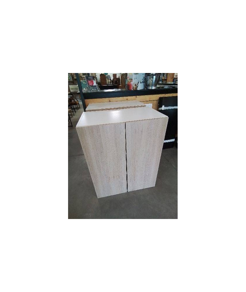 ARMOIRE BASSE 2 PORTES BATTANTES BOIS CLAIR ET BLANC 