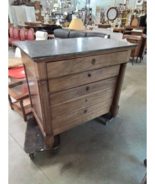 COMMODE EMPIRE EPOQUE XIXE A COLONNES DETACHEES  5 TIROIRS PLATEAU MARBRE GRIS EN L ETAT