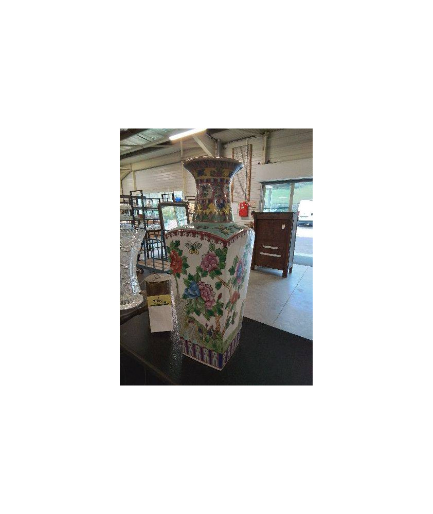 VASE ASIATIQUE PORCELAINE EMAILLEE  AUX FLEURS 41CM