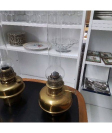 LAMPE A PETROLE A SYSTEME ALLEMANDE