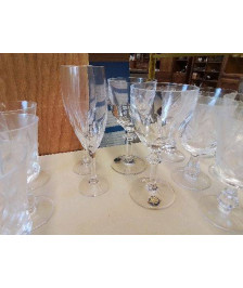 LOT DE 2 VERRES EN CRISTAL 