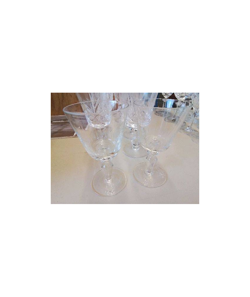 LOT DE 2 VERRES EN CRISTAL 