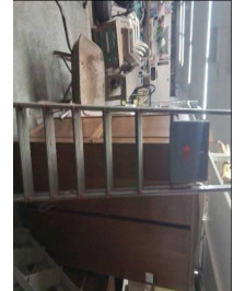 ESCABEAU À 7 MARCHES 