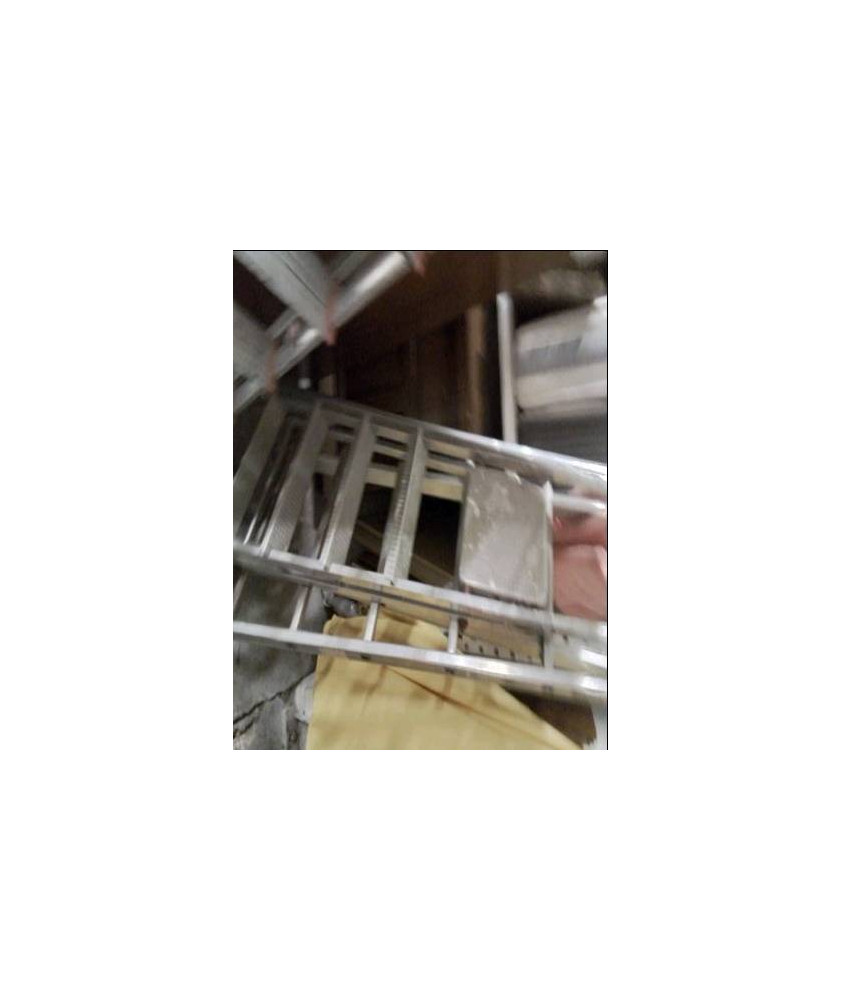 ESCABEAU À 5 MARCHES 