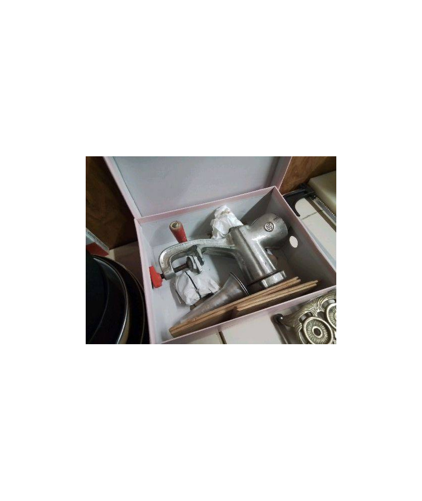 HACHOIR MECANIQUE ANCIEN