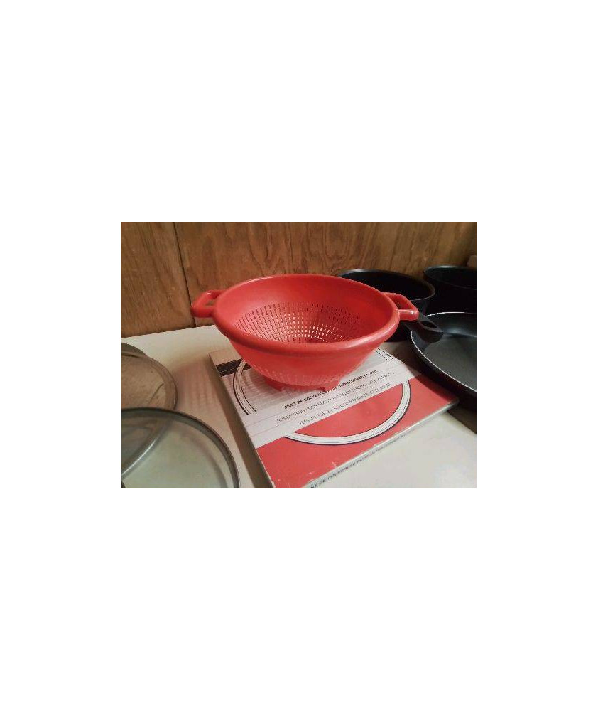 PASSOIR VINTAGE ROUGE