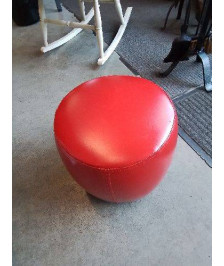 TABOURET PU ROUGE 