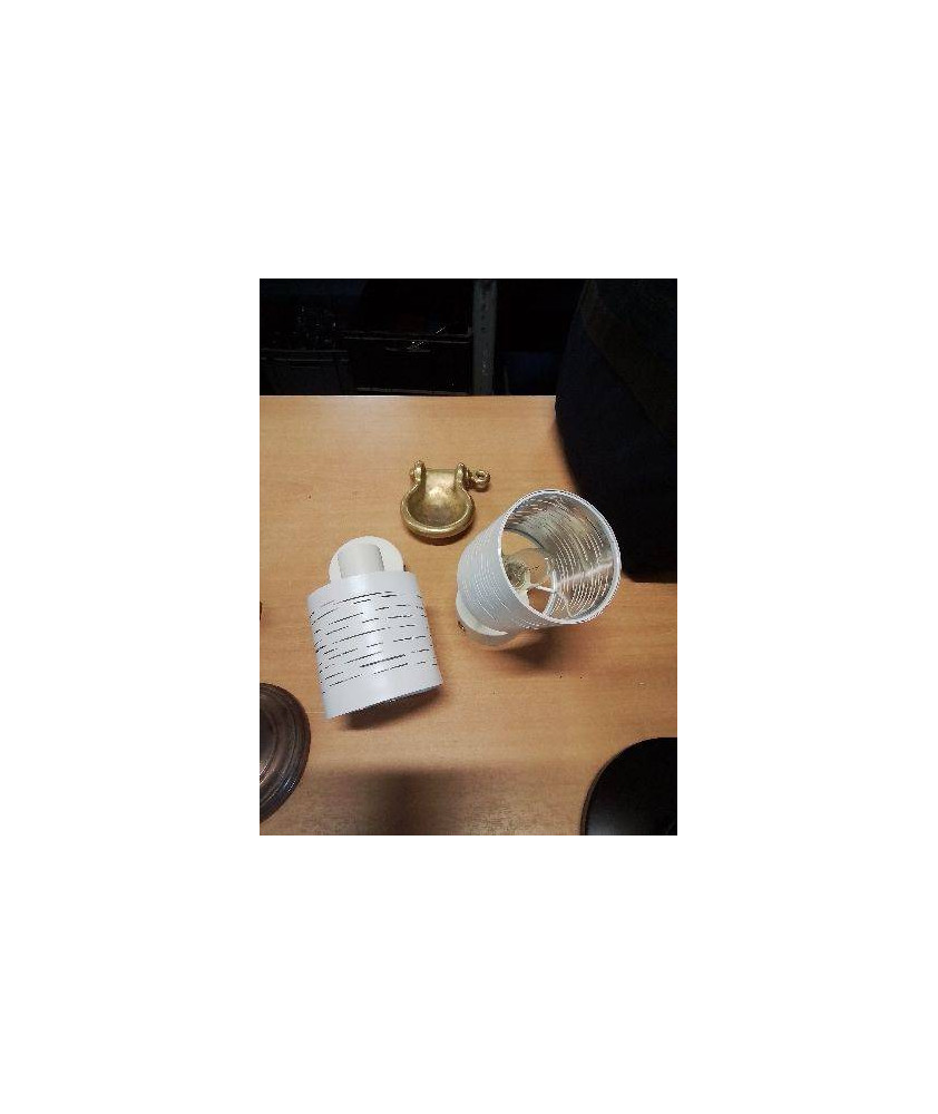 PAIRE D APPLIQUES MÉTAL ET RÉSINE BLANC 