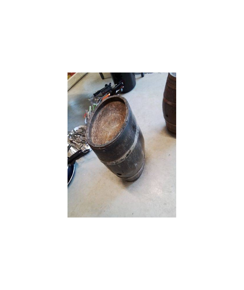 TONNEAU BOIS CERCLÉ 