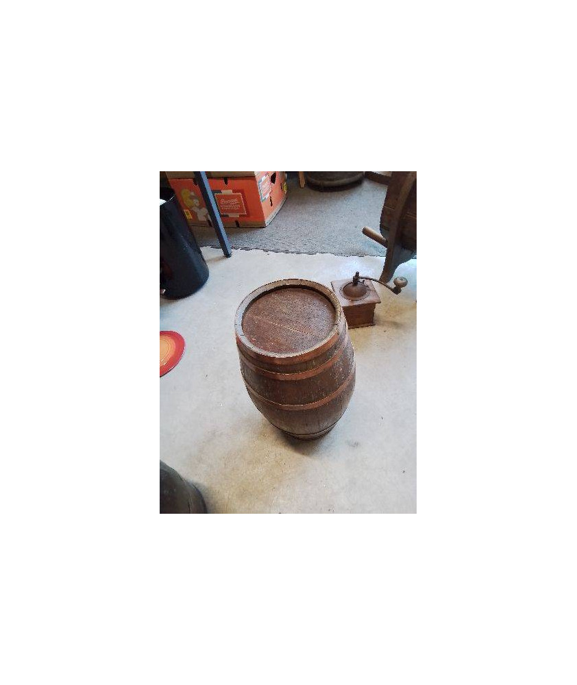 TONNEAU BOIS CERCLÉ 