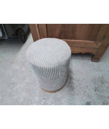 POUF EN VELOURS CÔTELÉ 