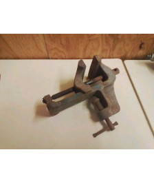 PETIT ETAU D’ETABLI