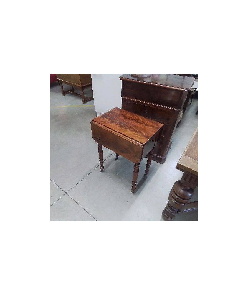 CHEVET A VOLETS 2T 1P