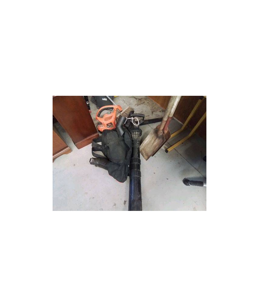 SOUFFLEUR BLACK AND DECKER 