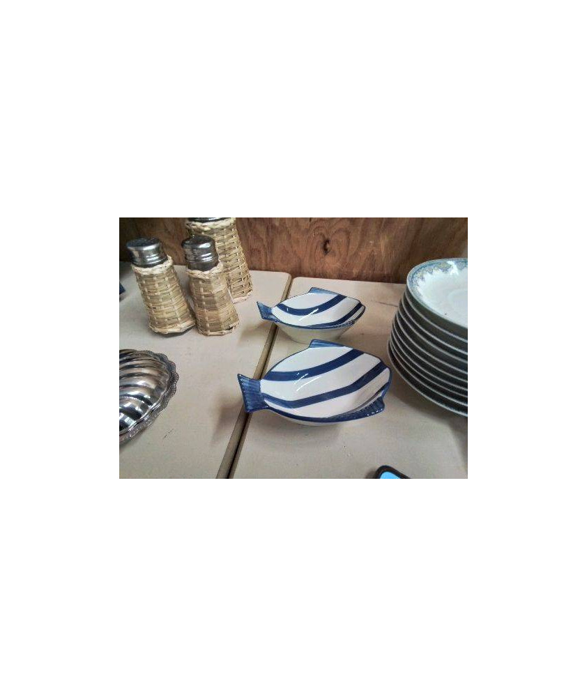 PLAT EN FORME DE POISSON 