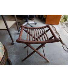 PETIT TABOURET PLIANT 