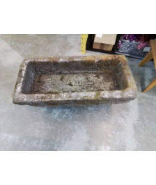 BAC A FLEURS EN PIERRE DE VOLVIC