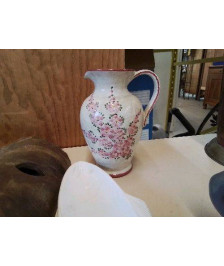 CRUCHE  EN CERAMIQUE 