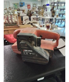 PONCEUSE A BANDEBLACK&DECKER KA85 600W