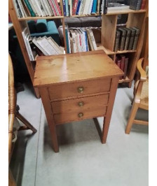 CHEVET PITCHPIN 3 TIROIRS 