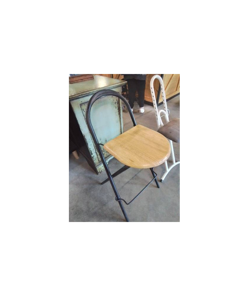 TABOURET DE BAR PIÈTEMENT MÉTAL NOIR ASSISE BOIS CLAIR