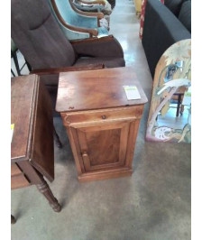 CHEVET BOIS MOULURÉ 1 TIROIR 1 PORTE LOUIS PHILIPPE 