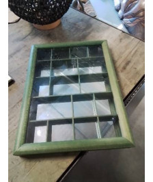 VITRINE MURALE A MINIATURE BOIS VERT