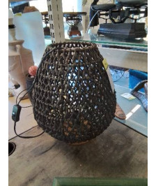 LAMPE VANNERIE TRESSÉE SOCLE BOIS CLAIR 