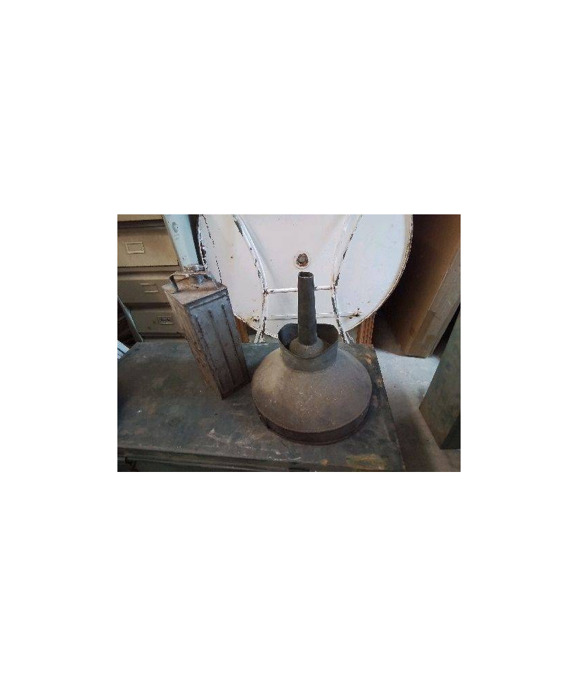 GRAND ENTONOIR A TONNEAUX