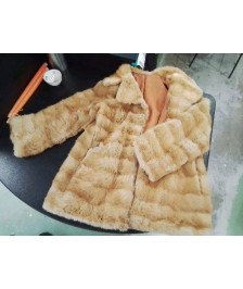 MANTEAU DE FOURRURE EN RENARD ANNEE 70