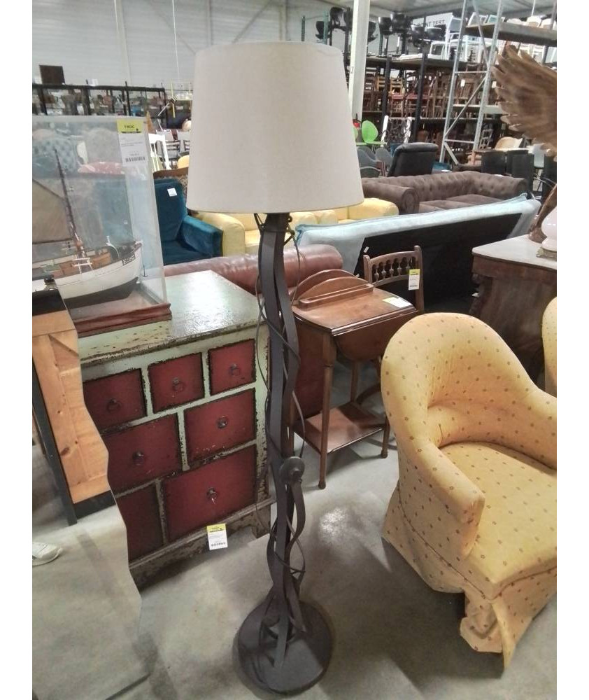 LAMPADAIRE MÉTAL TORSADÉ AJ TAUPE